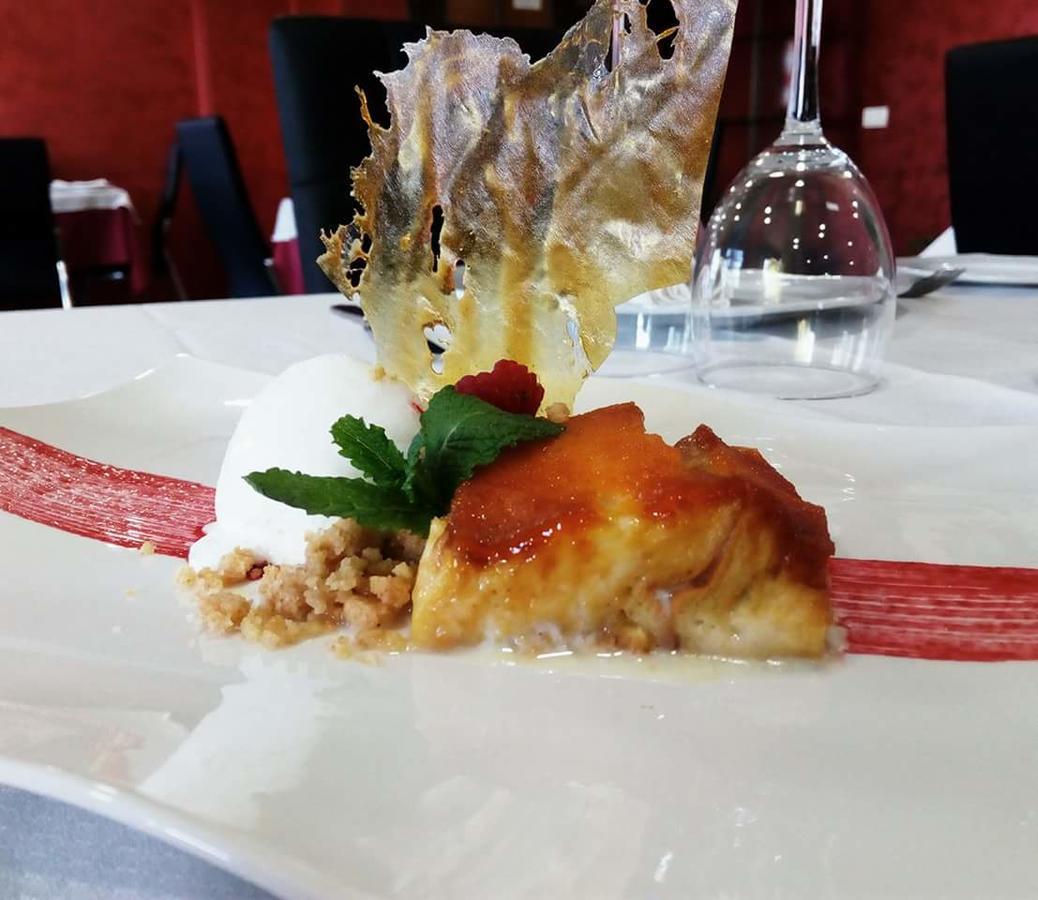 Hotel Restaurante Sostenible La Laguna Brozas Ngoại thất bức ảnh